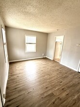 9534 Charlotte St in Kansas City, MO - Building Photo - Building Photo