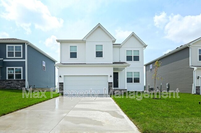 property at 2452 SE Creekhill Way