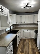 102 Kenwood Ln in Collinsville, IL - Building Photo - Building Photo