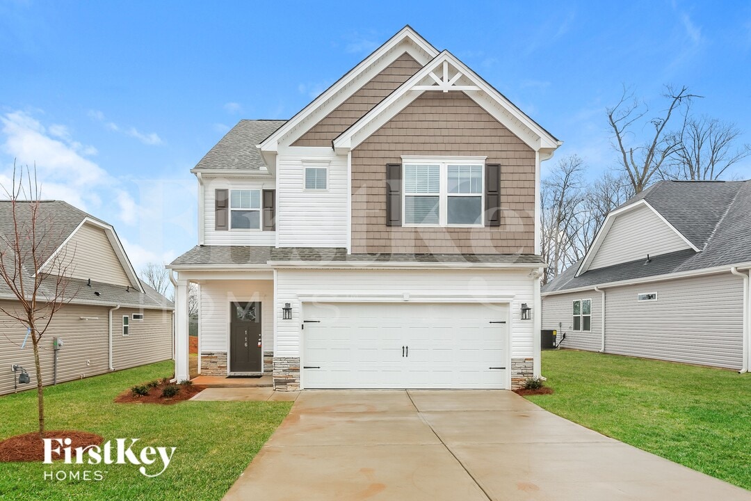 116 Wild Lily Dr in Greenville, SC - Foto de edificio