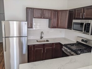 1912 9th St NW, Unit 1 in Washington, DC - Building Photo - Building Photo