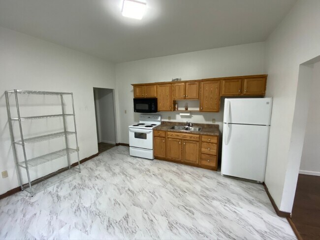 453 S Main St in Bangor, PA - Building Photo - Building Photo