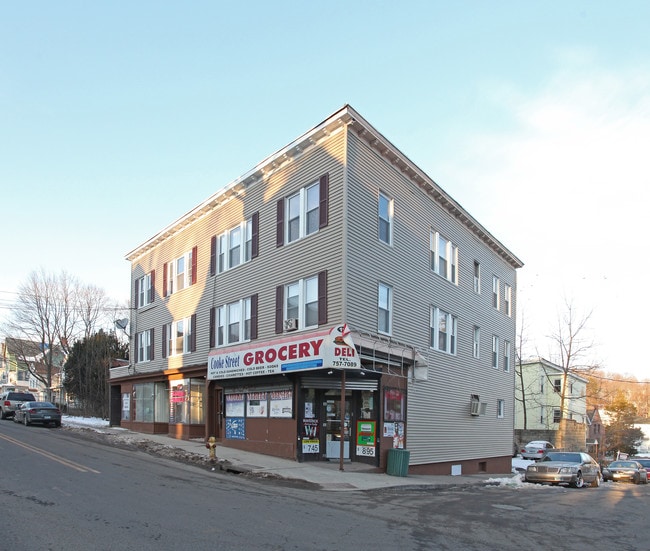 194-202 Cooke St in Waterbury, CT - Foto de edificio - Building Photo