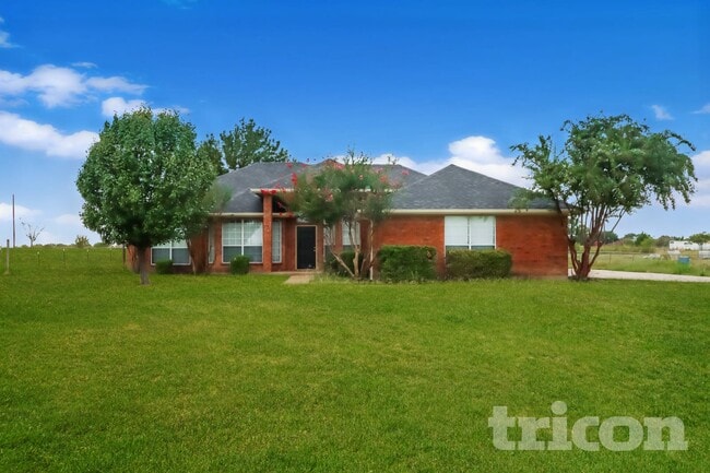 property at 1081 Treehouse Ln