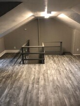 1818 Larkins Wy in Pittsburgh, PA - Building Photo - Building Photo