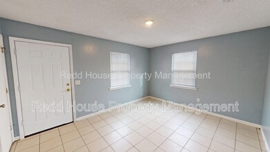 105 Nann St in Enterprise, AL - Building Photo - Building Photo