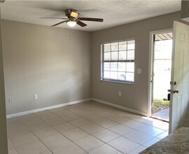 1651 Goodyear Ave, Unit 1651 in Lakeland, FL - Foto de edificio - Building Photo