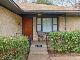 1911 Ferndale Ave in Dallas, TX - Building Photo