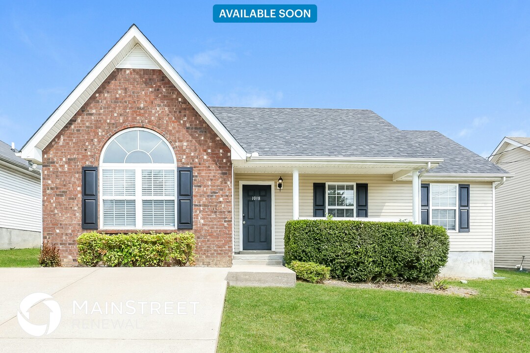 1018 Cheryl Ln in La Vergne, TN - Building Photo
