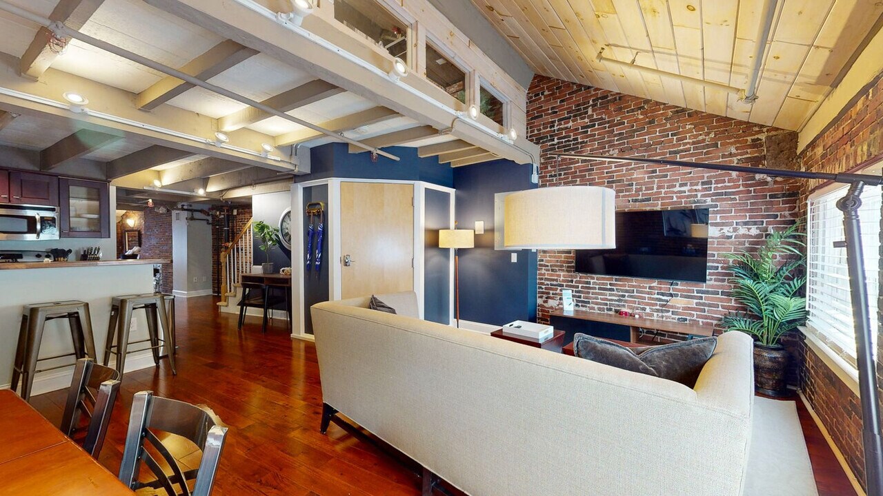 15 Union St in Boston, MA - Building Photo