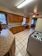 285 E Howard St in Girard, OH - Building Photo - Building Photo