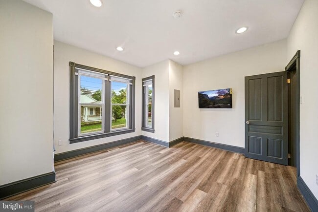 119 S Broad St in Kennett Square, PA - Building Photo - Building Photo