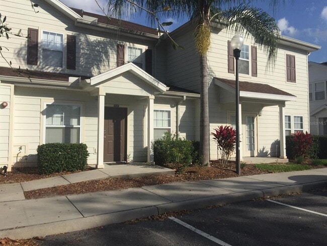 2905 Edenshire Wy in Kissimmee, FL - Building Photo - Building Photo