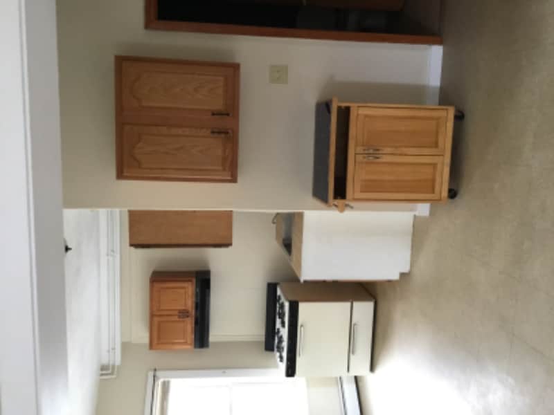 863 Plymouth Ave in Fall River, MA - Building Photo