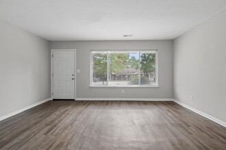 3983 Arbor Pl Ln-Unit -Unit B in Chattanooga, TN - Building Photo - Building Photo