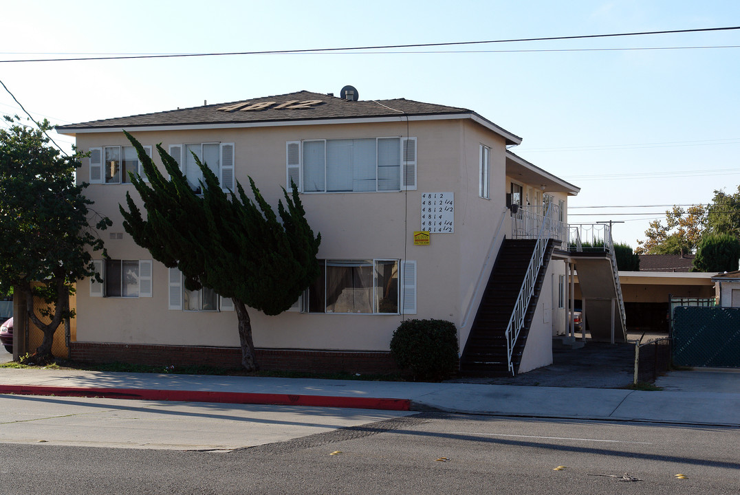 4812-4814 W 120th St in Hawthorne, CA - Building Photo