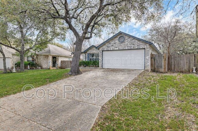 6414 Maverick Oak Dr in San Antonio, TX - Building Photo - Building Photo