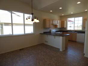 791 Lakebrook Ct in Windsor, CO - Building Photo - Building Photo