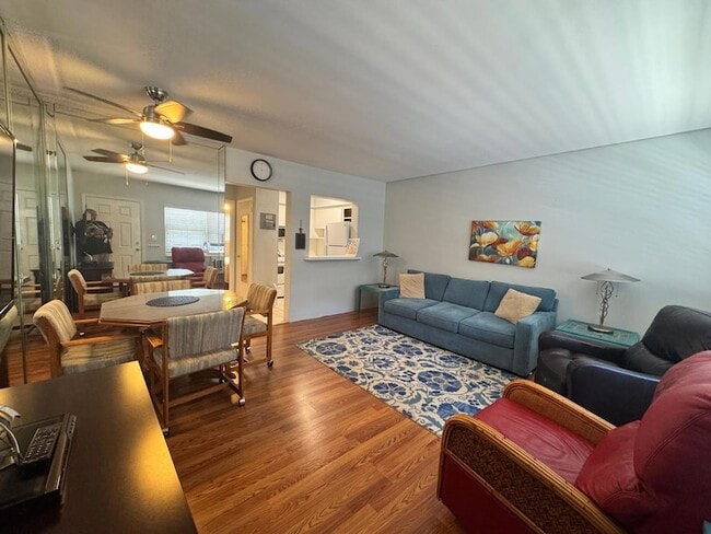 2001 S Ocean Dr, Unit 46 in Hallandale Beach, FL - Building Photo - Building Photo