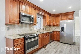 8300 Nathanael Greene Ln in Charlotte, NC - Building Photo - Building Photo