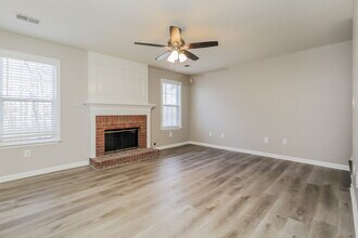 420 Bramante Cir SW in Atlanta, GA - Foto de edificio - Building Photo