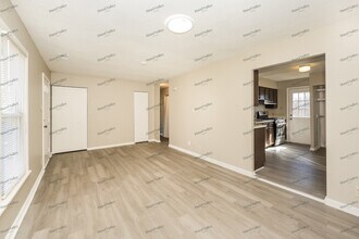 1300 Ottawa Ave in Akron, OH - Building Photo - Building Photo