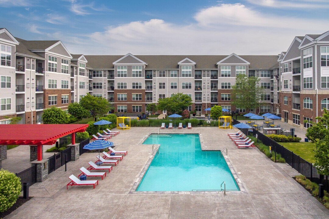 Halstead Norwalk in Norwalk, CT - Foto de edificio