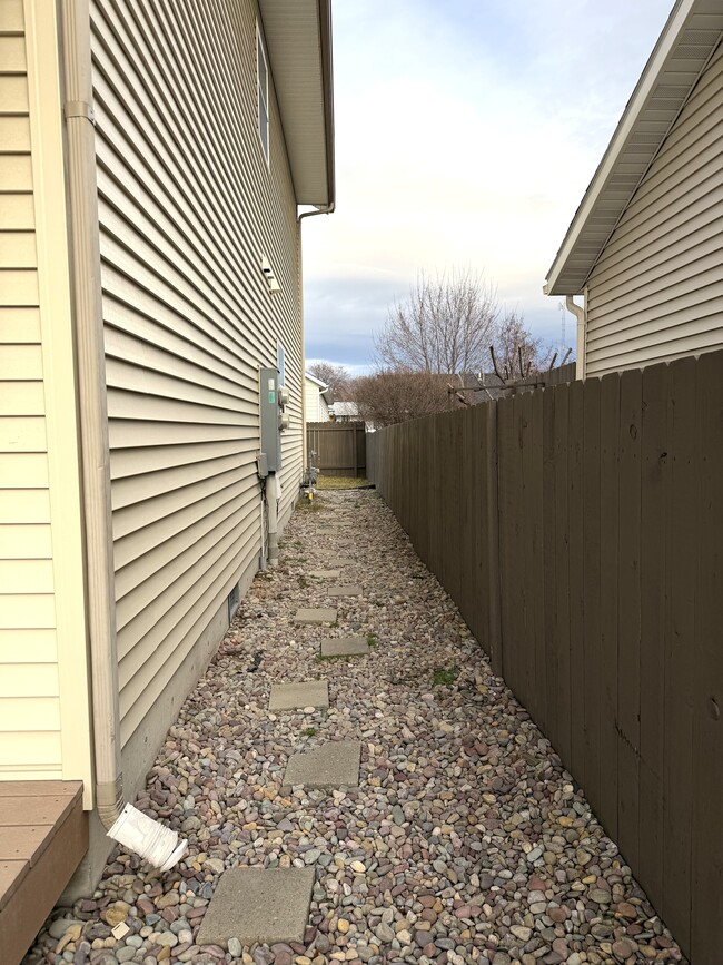 205 Cooperative Way in Kalispell, MT - Building Photo - Building Photo