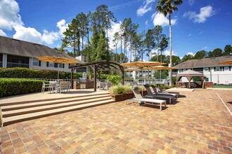 Hunters Crossing Apartments in Gainesville, FL - Foto de edificio - Building Photo