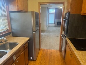 5120 Hankerson Ave in Edina, MN - Building Photo - Building Photo