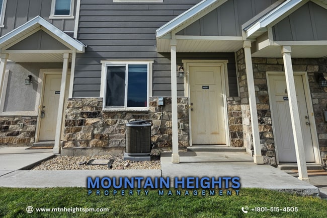 14397 S Oakfield Way in Riverton, UT - Building Photo - Building Photo
