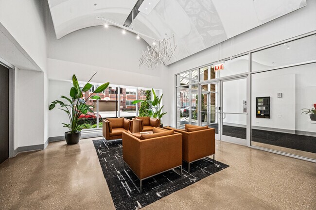 111 S Morgan St in Chicago, IL - Building Photo - Building Photo