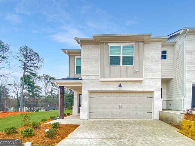 1466 Fern Ridge Ln