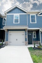 1462 Mountain Quail Cir in Maryville, TN - Building Photo