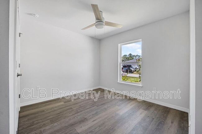 43 Pony Express Dr in Palm Coast, FL - Building Photo - Building Photo