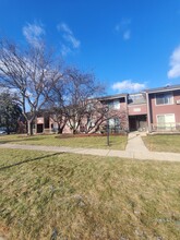 Marengo Woods in Marengo, IL - Foto de edificio - Building Photo