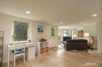 133 Linden Ave in Branford, CT - Building Photo - Building Photo