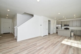 2042 Golden Ruby Dr in Eagle Mountain, UT - Building Photo - Building Photo