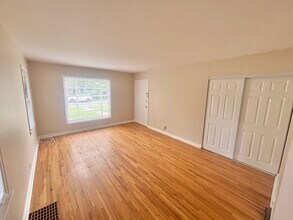 2839 Virginia Ave S in St. Louis Park, MN - Building Photo - Building Photo