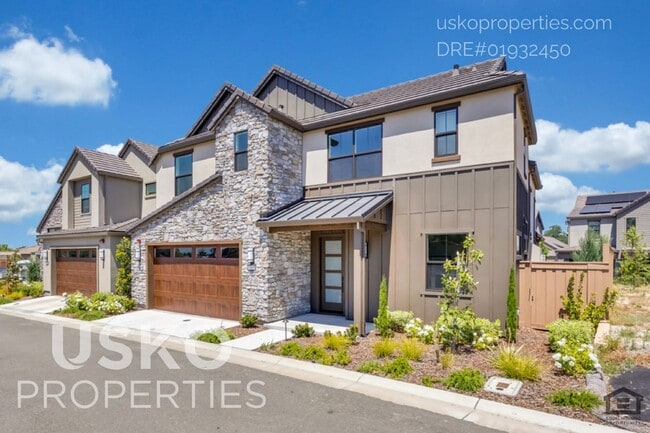 property at 7095 Soleil Wy