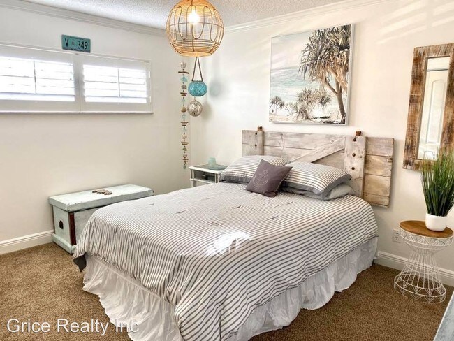 1900 Alamanda Dr-Unit -#107 in Naples, FL - Building Photo - Building Photo