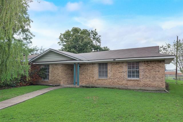 2529 Belhaven Dr in Mesquite, TX - Building Photo
