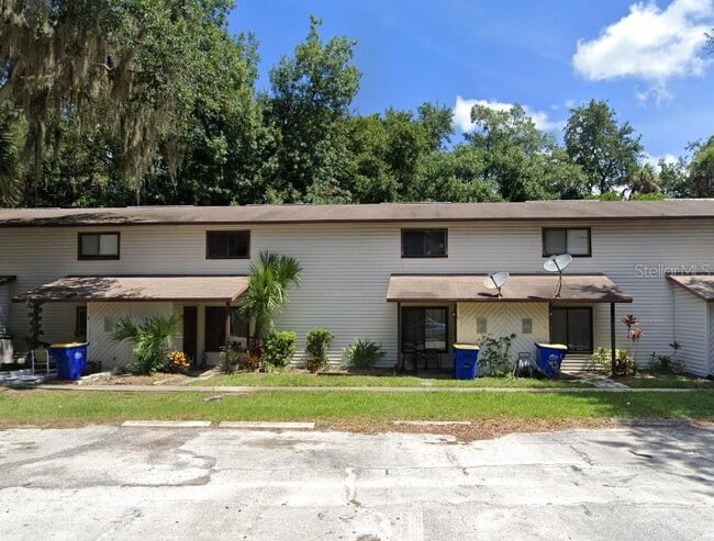 322 Canal Rd in Edgewater, FL - Building Photo - Building Photo