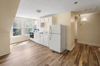 property at 114 Appleton St