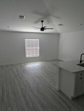 3211 3rd St SW in Lehigh Acres, FL - Building Photo - Building Photo