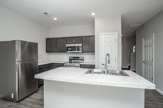 Brynn Mar Crossing - Brand New Townhomes in Pataskala, OH - Foto de edificio - Interior Photo