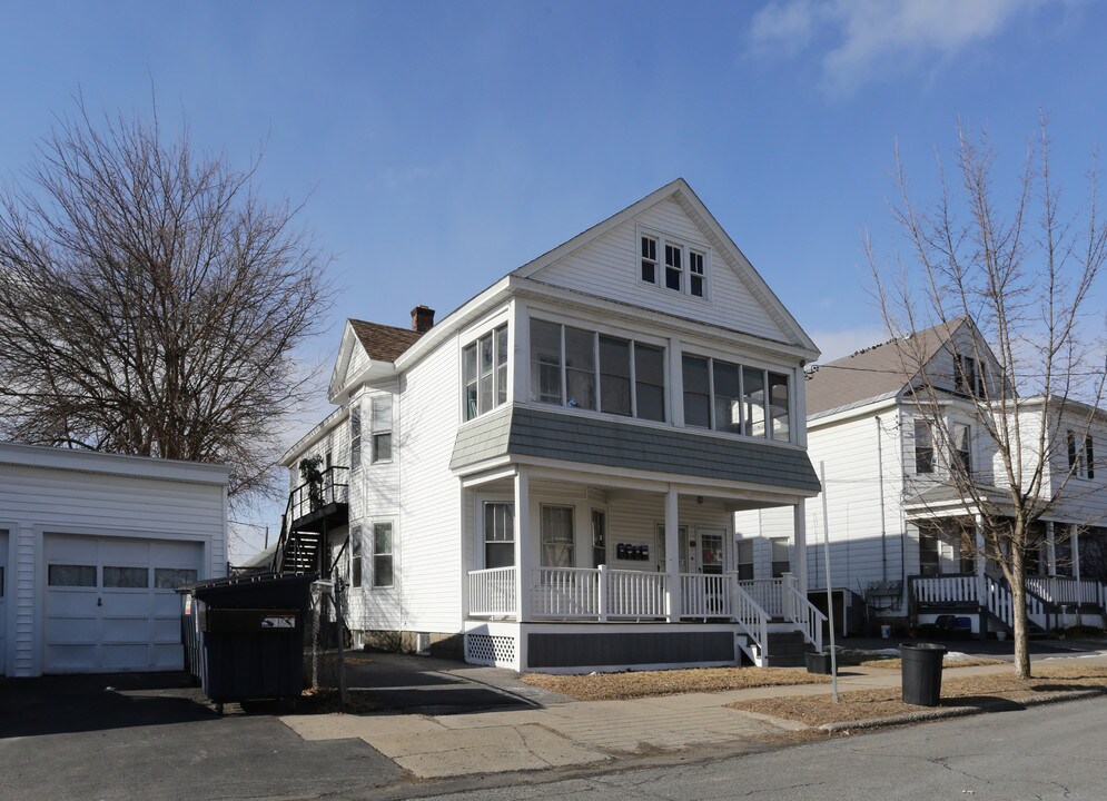 492 Twelfth St in Schenectady, NY - Building Photo