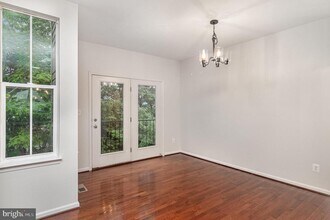 3014 Chinkapin Oak Ln in Woodbridge, VA - Building Photo - Building Photo