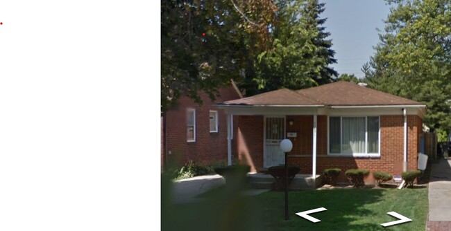 property at 11671 Greenview Ave
