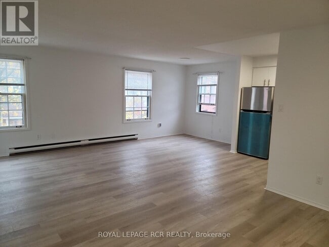 property at 2 Orchard Heights Blvd